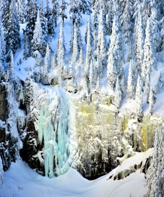 Frozen Ice Falls on Red Mountain, Cascade Mountains, Washington 098 