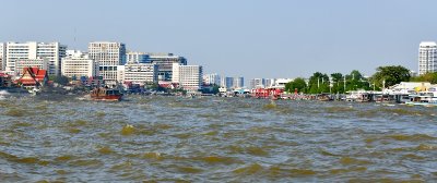 Rough water on Chao Phraya River in Bangkok, Thailand 651 