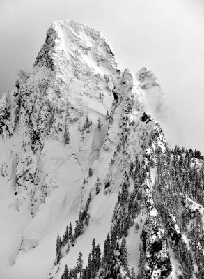 Massive Garfield Mountain, Cascade Mountains, Washington 985