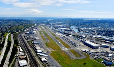 King County International Airport, Boeing Field, Boeing Airplane Company, Duwamish River, SeaTac International Airport, 