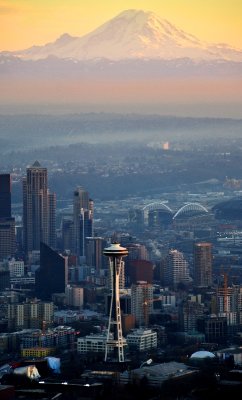 Space Needle and Mount Rainier at Sunset, Seattle, Washington 490  