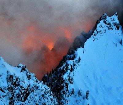 Fiery Sunset on Garfield Mountain, Cascade Mountains, Washington 813 
