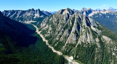North Cascades Highway, Hinkhouse Peak, Vasiliki Ridge, Early Winters Spires, Liberty Bell Mountain, Washington Pass, Cutthroat 