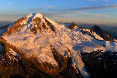 Mount Baker, Grant Peak, Bastile Ridge, Roosevelt Glacier, Colman Glacier, Lincoln Peak, Colfax Peak, Black Butte, and The Moon 