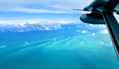 Daher Kodiak flying west over The Bahamas 544  