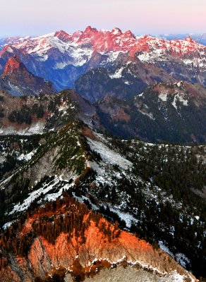 Red Mountain, Alaska Mountain, Mount Thomson, Huckleberry Mountain, Chikamin Peak, Lemah Mountain, Chimney Rock, Overcoat Peak, 