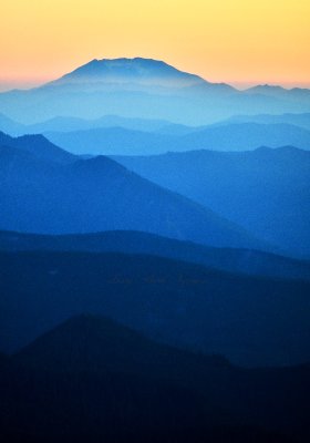 Mt St Helens at Sunset 1st zday of November, 2020  687  