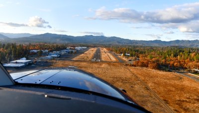 Daher Kodiak on short final to runway 31 Grant Pass Airport, Oregon 188  