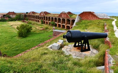  Fort Jefferson, Inner Courtyard, Cannon, Dry Tortugas National Park , Key West, Florida Keys, Florida 604