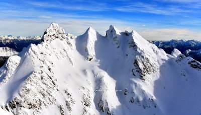 Three Fingers Mountain, Three Fingers Lookout, Queest-Alb Glacier, Tin Can Gap, Glacier Peak, Mount Daniel, Mount Hinman 