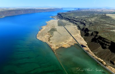 Banks Lake, Upper Grand Coulee, Old RR  Grade, Coulee City, Washington 272  
