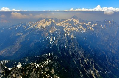 Snowfield Peak, The Horseman, The Needle, Neve Glacier, Colonial Peak, North Cascades National Park, Washington 052a 