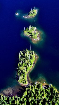 Island in Lake Dorothy, Cascade Mounains, Washington 135  