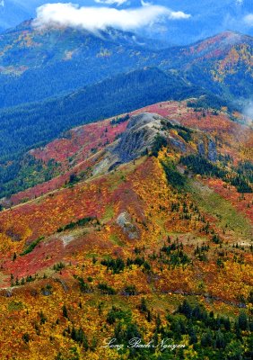 Fall Colors on Jumbo Peak and Dark Mountain, Cascade Mountains, Washington 763a  