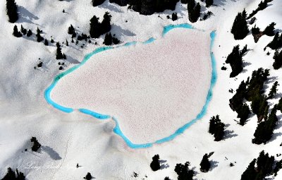 Colorful Heart Shape Little Cyclone Lake on Snowking Mountain, North Cascades Mountain, Washington 186 