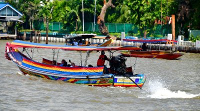 Thai Long Tail boat on the Chao Phraya River, Bangkok, Thailand 176  