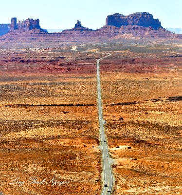 The Iconic Forrest Gump Point on Utah Highway 163 with Saddleback Mesa, King on his Throne, Stagecoach, Bear and Rabbit, Castle 
