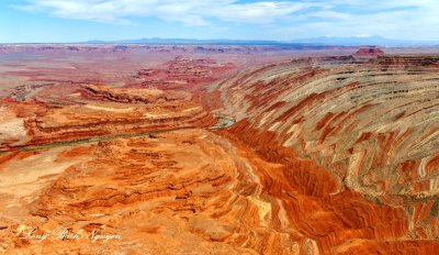 Raplee Ridge, San Juan River, Mexican Hat Rock, Valley of the Gods, Cedar Mesa, Lime Ridge, Comb Ridge,  Mexican Hat, Utah 1982 