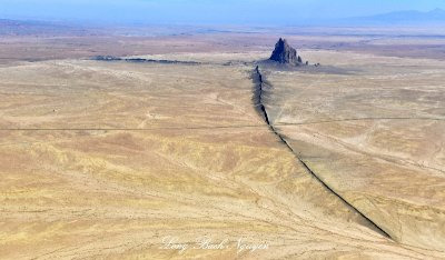 Shiprock or Winged Rock, Inselberg, National Natural Landmark, Navajo Nation, Shiprock, New Mexico 782