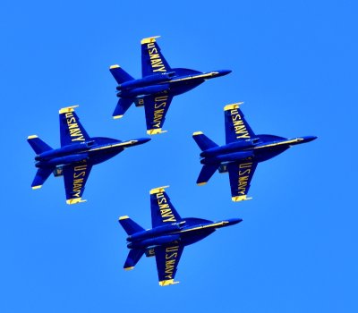 Blue Angels at Seafair 2022, King County International Airport, KBFI, Seattle Washington 1361 Standard e-mail view.jpg