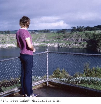120 Mt Gambier, Blue Lake, Des.jpg