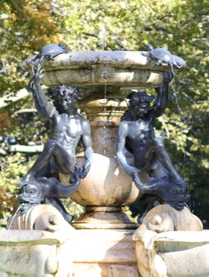 9 Fountain 3