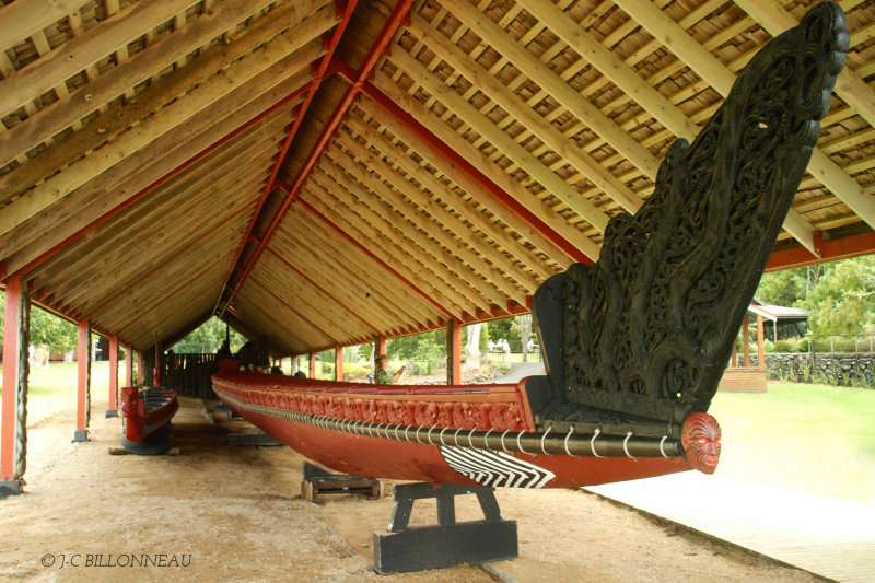 030.6 Barque de fête.jpg