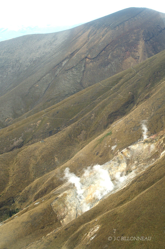 047.65' Survol des volcans.jpg