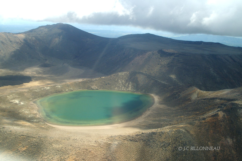 047.67 Survol des volcans.jpg