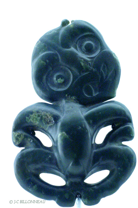 048.15 Bijou en jade.jpg