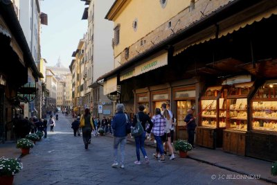 035 Sur le Ponte Vecchio.jpg