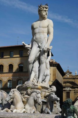 041 Fontaine de Neptune.jpg