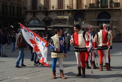 043 Sur la Piazza della Signoria.jpg