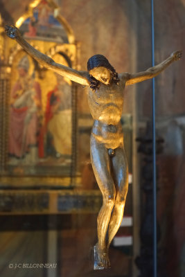 018 Crucifix - Michel-Ange.JPG
