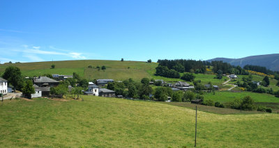 083 Valle de la Navia.JPG