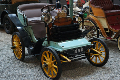 003 Cité de l'automobile.JPG