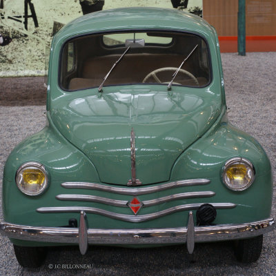 018 Renault 4 CV.JPG