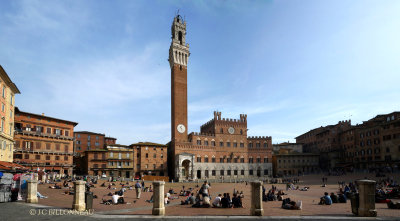 007 La Piazza del Campo.jpg