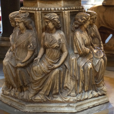 052 La chaire- Les Arts libéraux.JPG
