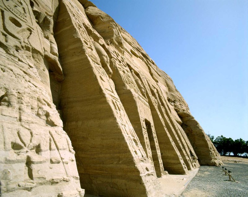 Abu-simbel005.jpg