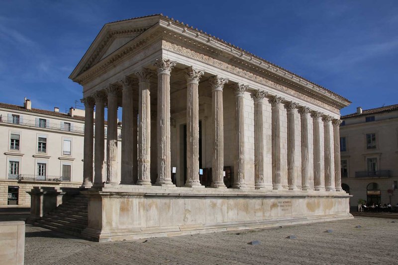 Nimes9088.jpg