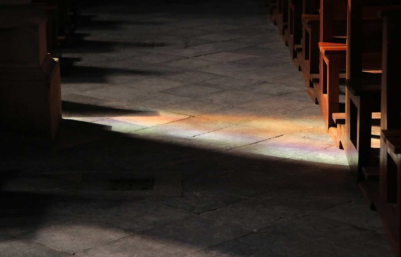 Light9397.jpg