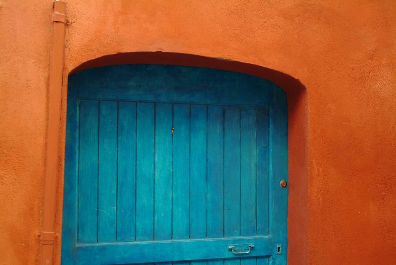 Red-and-bleu.jpg