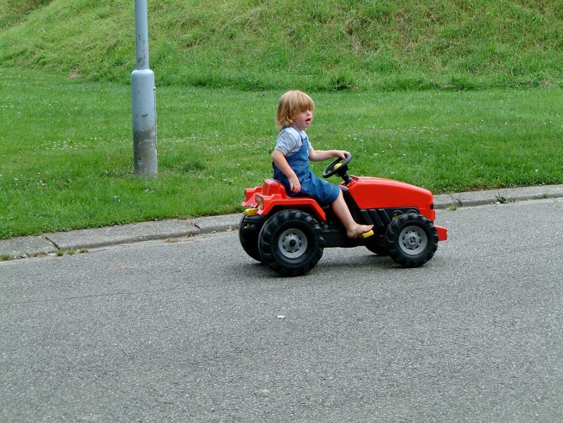 Kind-tractor.jpg