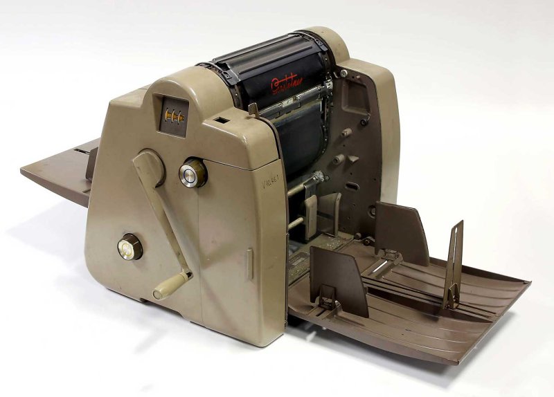 AVM-V-08-039-00.jpg