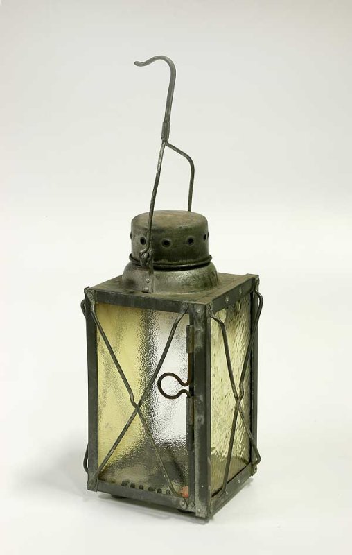 AVM-V-10-39-003-000.jpg