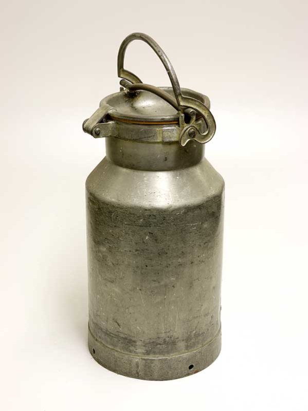 AVM-V-17-01-007-000.jpg