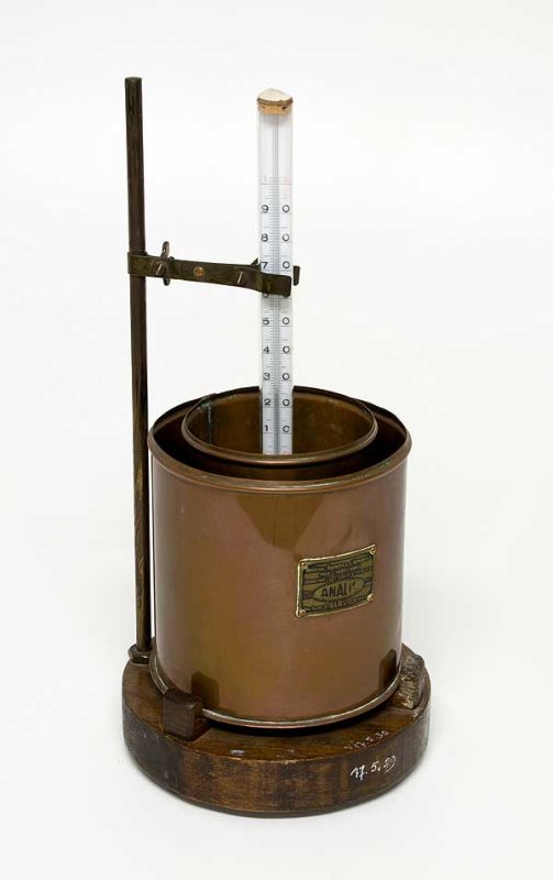 AVM-V-17-05-030-000.jpg