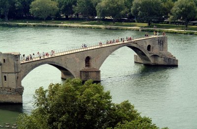 Pont-d'avignon.jpg