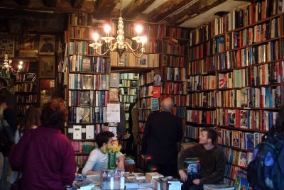 Bookstore-paris.jpg